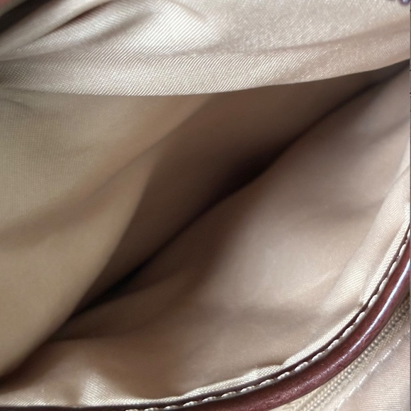 Giani Bernini Signature Shoulder Bag EUC Retails $125 - Picture 11 of 14